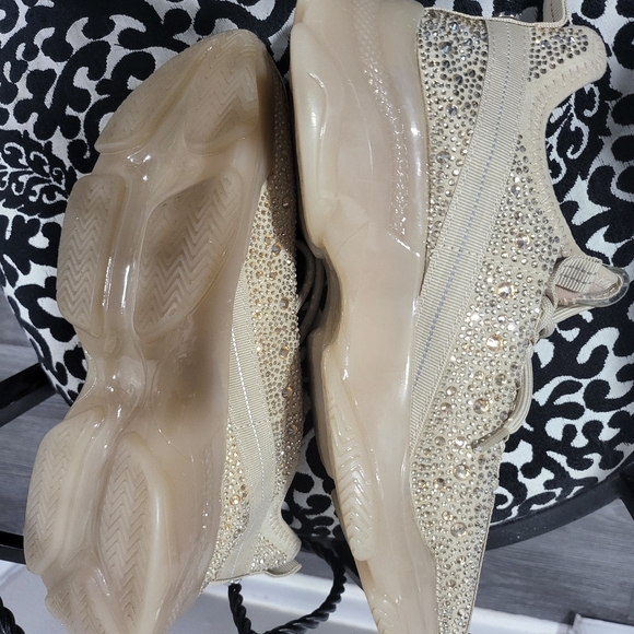 Steve Madden Tennis shoes - Picture 4 of 8